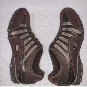 Skechers Leather Women’s Shoes Size 10